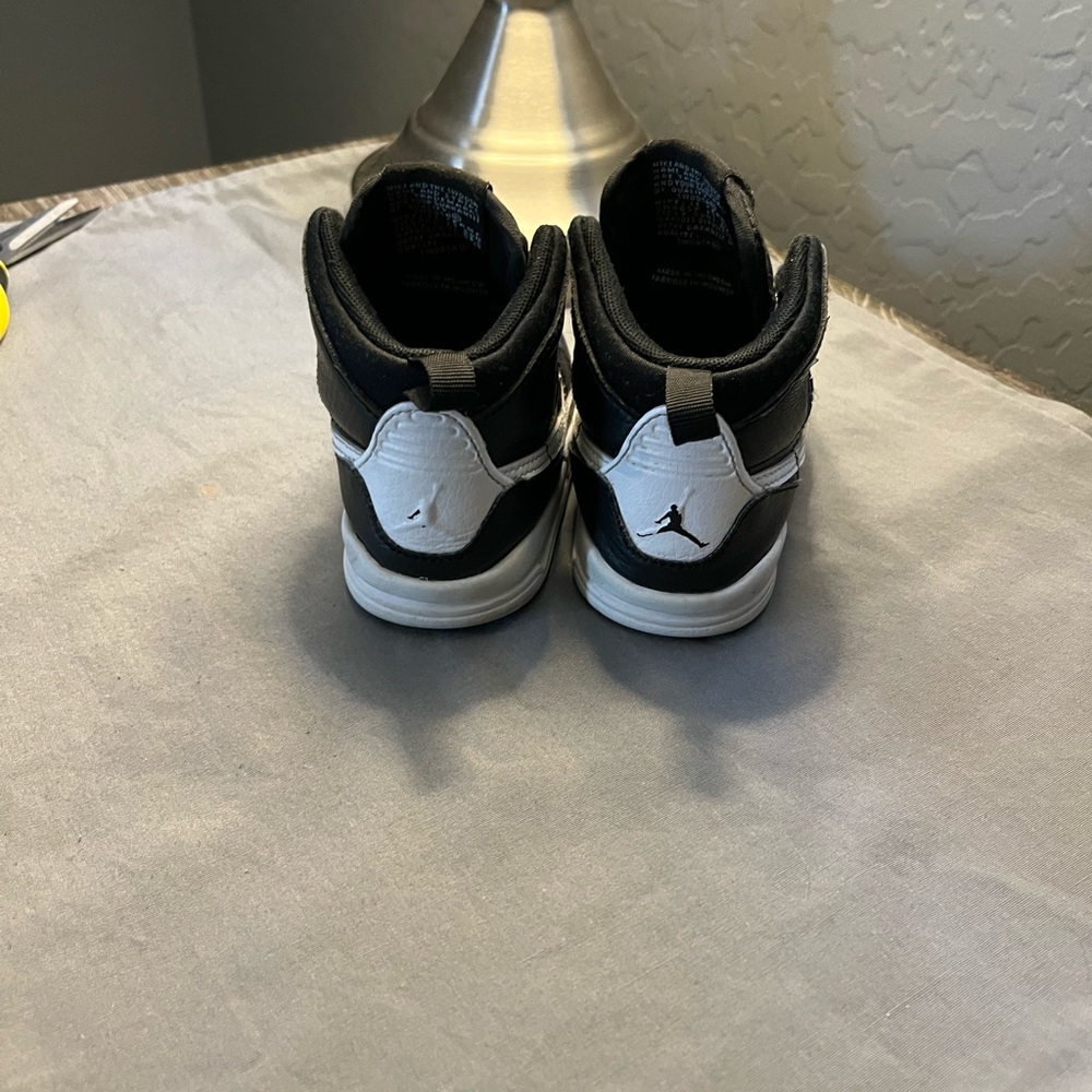Toddler shoes